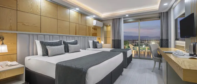 Deluxe Oda Bahçe Manzaralı